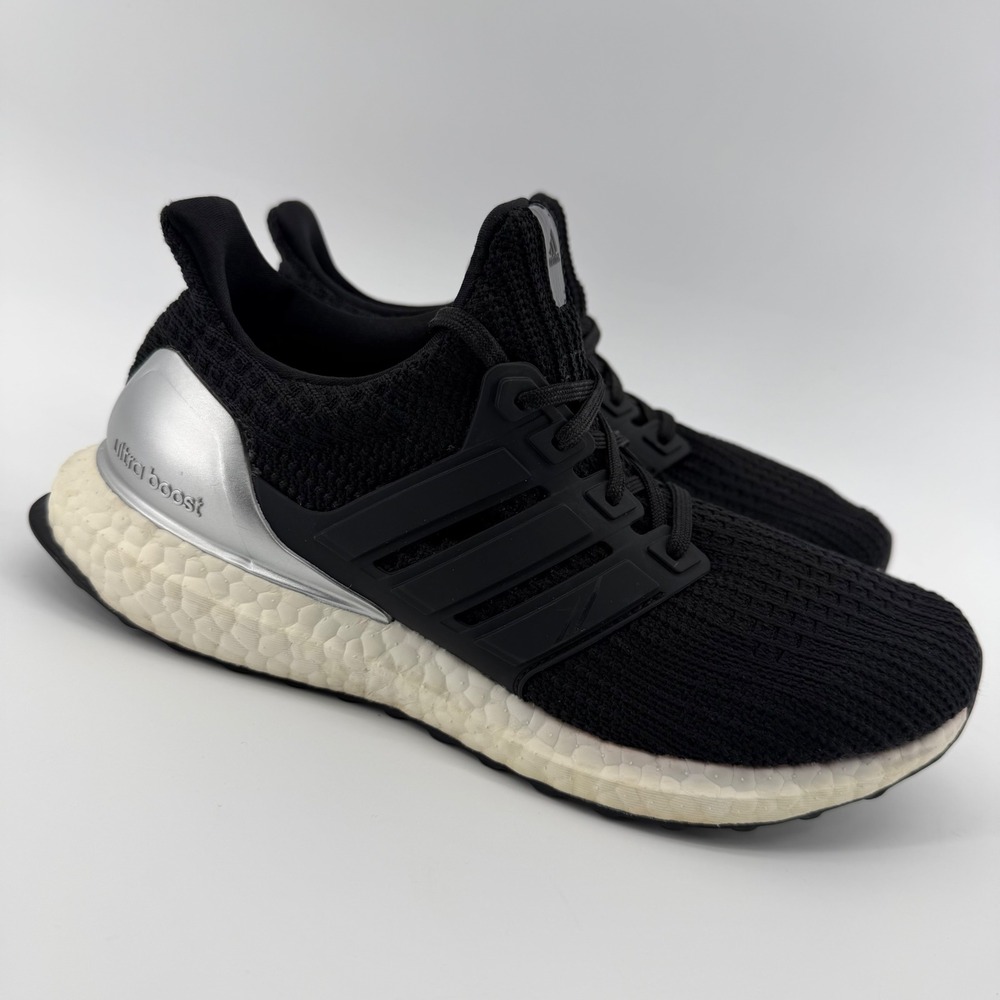 Adidas Ultraboost 4.0 DNA Women 6.5‎ Black White Silver Running Shoes